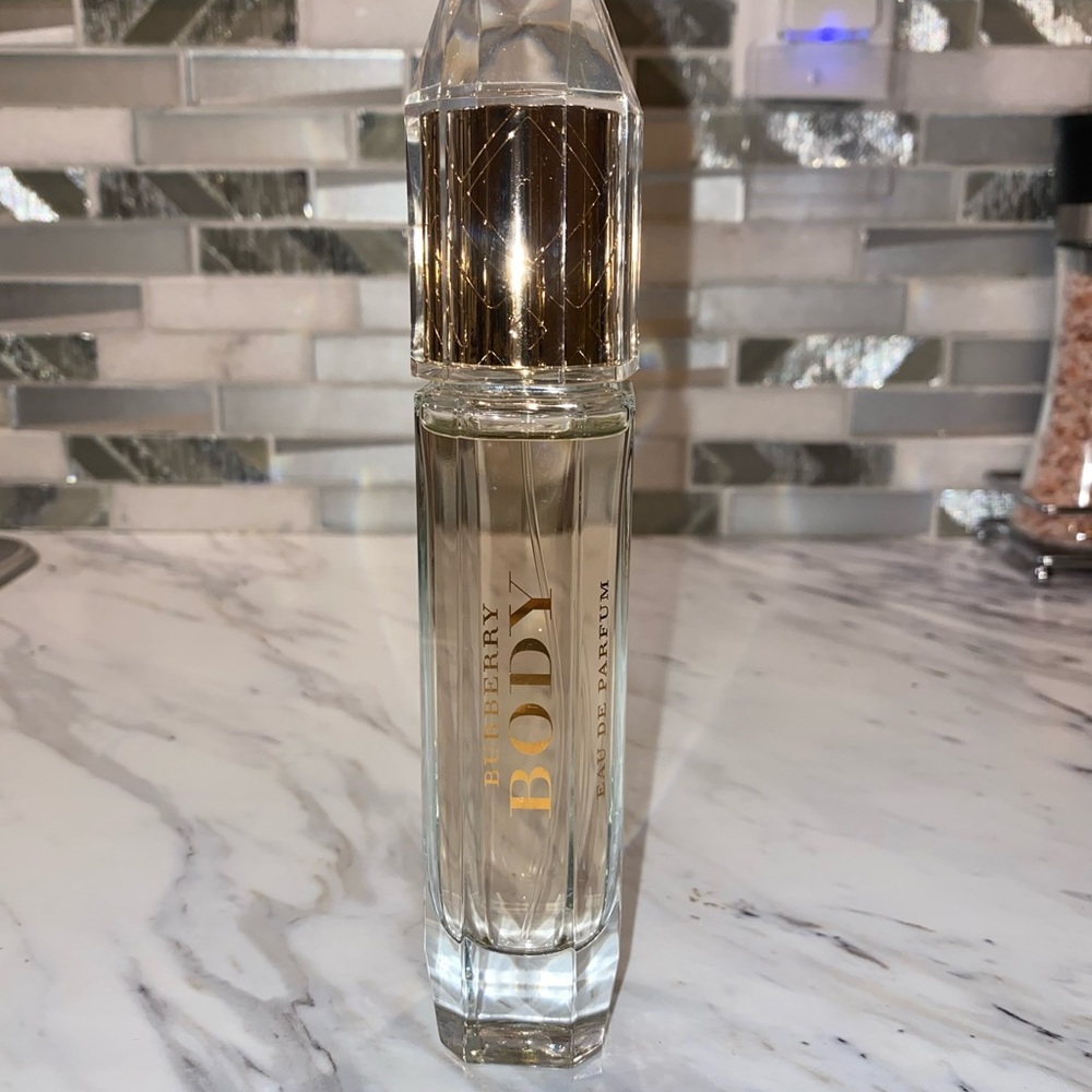BURBERRY BODY PERFUME